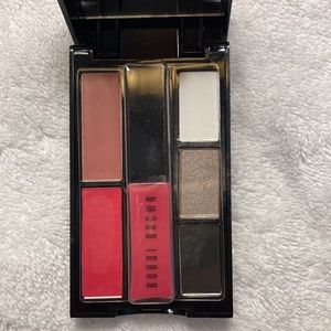 Bobbi Brown Atomic Pink lip and eye mini palette